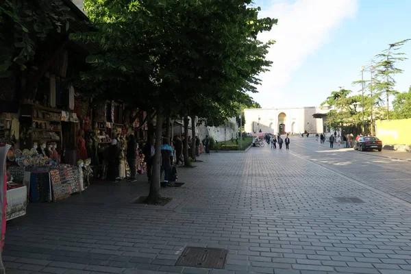 Ayasofya Müzesi 'nden Topkapı Sarayı 'na sokak, Istanbul, Türkiye