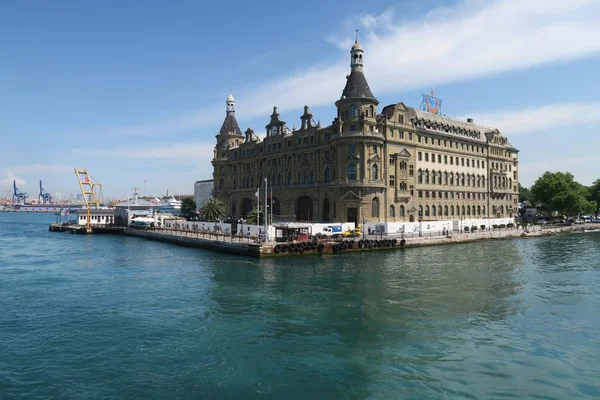 Kadıköy, Istanbul, Türkiye'nin sembolü Landmark Haydarpaşa tren istasyonunda