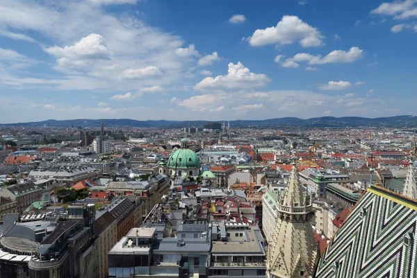 Skyline des ersten Bezirks in Österreichs Hauptstadt Wien — Stockfoto