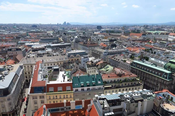 Skyline des ersten Bezirks in Österreichs Hauptstadt Wien — Stockfoto