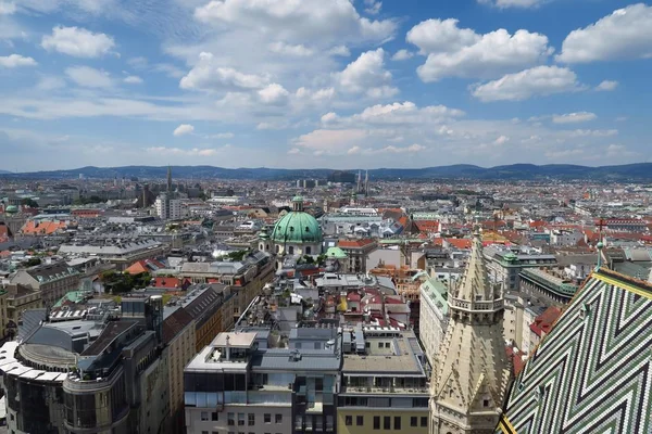 Skyline des ersten Bezirks in Österreichs Hauptstadt Wien — Stockfoto