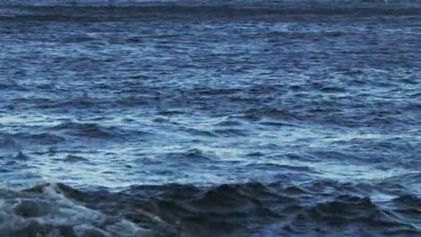 Seelandschaft. Blick auf den Ozean. — Stockvideo