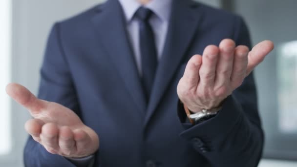 Businessman making the okay gesture with his hands. — Stock Video