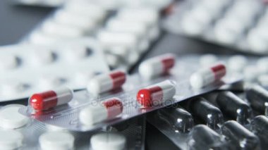 Blister Ambalajlarda Çeşitli Tabletler