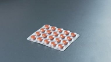 Erkek el Brown tablet alarak