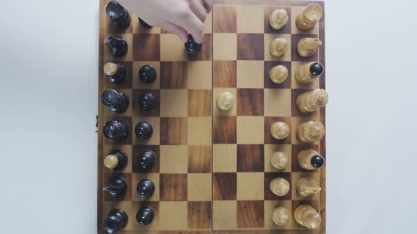 球员移动棋子和马 — 图库视频影像