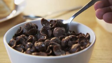 Çikolata pul bir kaşık ile karışık