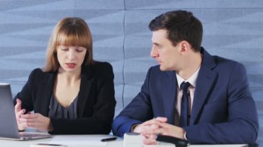 İş kadını Her ortak için konuşuyor