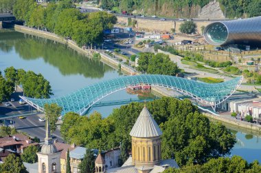 26.08.2016 Tiflis Gürcistan. Tiflis şehir üzerinde havadan görünümü