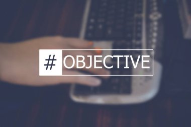 İş geçmişi bulanıklaştıran nesnel kelime