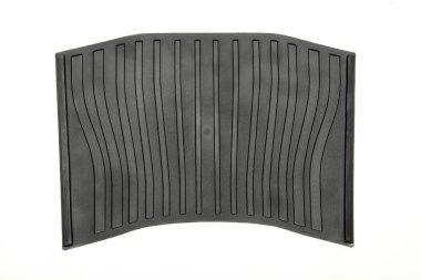 siyah kauçuk hasır üzerinde beyaz izole araba için