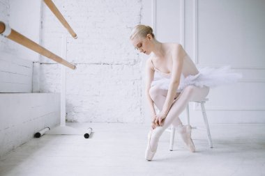 Genç balerin bale sınıf