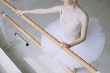 Genç balerin bale sınıf