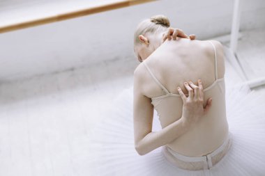 Genç balerin bale sınıf