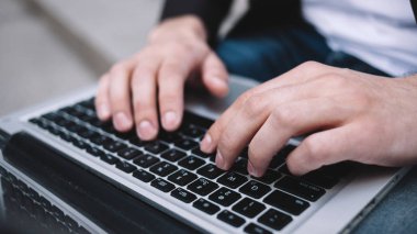 Şehirde bir iş adamı