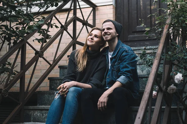 Bir adam ile bir köpek