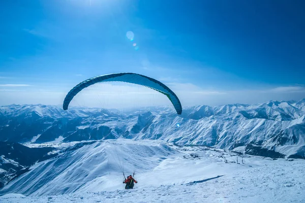 Invierno en las montañas del Gran Cáucaso — Foto de Stock
