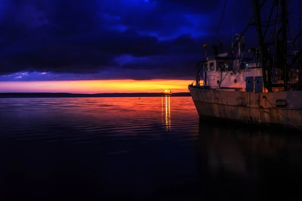 Hafen von cienfuegos bei Nacht — Stockfoto