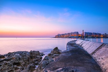 Sliema üzerinde gündoğumu