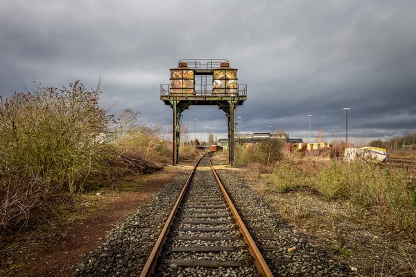 Gamla lore på en järnväg nära Duisburg — Stockfoto