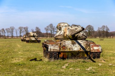 Tankları Soegel yakınındaki bir çayır üzerinde