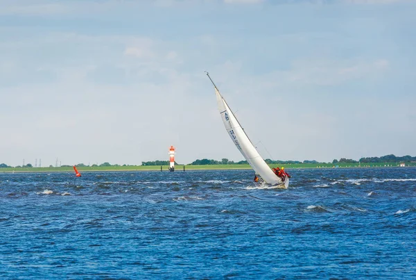 Nassauhafen Wilhelmshavenissa — kuvapankkivalokuva