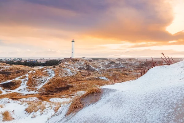 Lyngvig Fyr egy téli reggel a napkelte — Stock Fotó