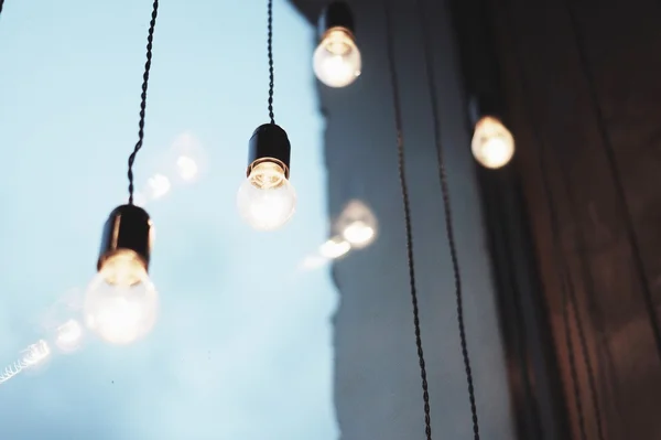 Kafede elektrik ights