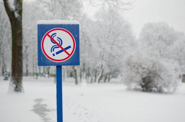 Kış Park yasaktır metal yok
