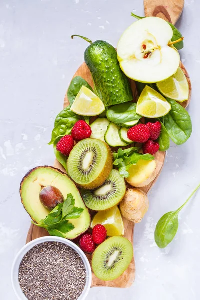 Malzemeler için yeşil smoothies (suyu Detoks)