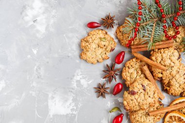 Noel dekorasyonu, ev yapımı kurabiye ve yeni yıl simgeler