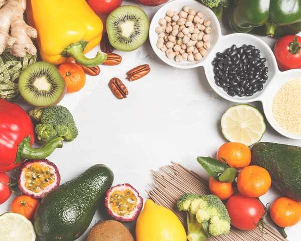 健康的素食主义者食物概念。水果蔬菜背景。新鲜 — 图库照片