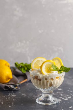 Limon tatlı. İngilizce limon önemsememek, cheesecake, krem şanti, 