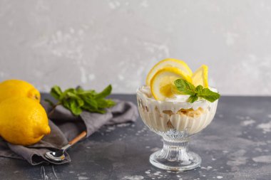 Limon tatlı. İngilizce limon önemsememek, cheesecake, krem şanti, 
