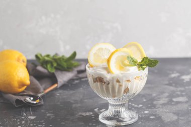 Limon tatlı. İngilizce limon önemsememek, cheesecake, krem şanti, 