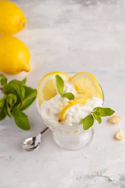 Limon tatlı. İngilizce limon önemsememek, cheesecake, krem şanti, 