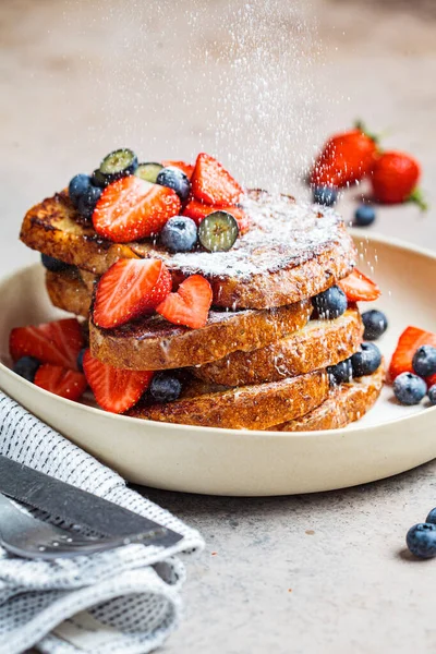 Traditional French Toast Blueberries Strawberries Powdered Sugar White Plate — Stock Photo, Image