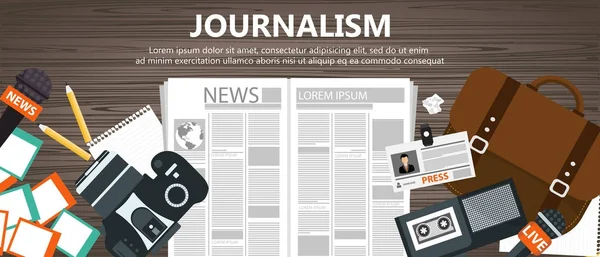 Journalisme Bannière Plate Equipement Pour Journaliste Sur Bureau Illustration Vectorielle — Image vectorielle