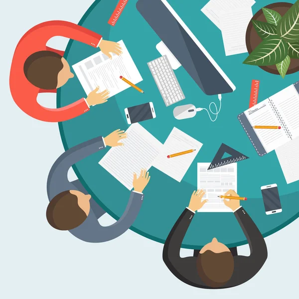 Ekip çalışması kavramı. Birlikte oturan ofis masası ve çalışma iş adamları. Beyin fırtınası ve proje planlama kavramı. Düz vektör çizim