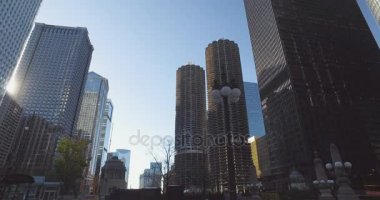 Yumuşak, düşük açılı izleme atış, Chicago rides bir arabadan çekilen