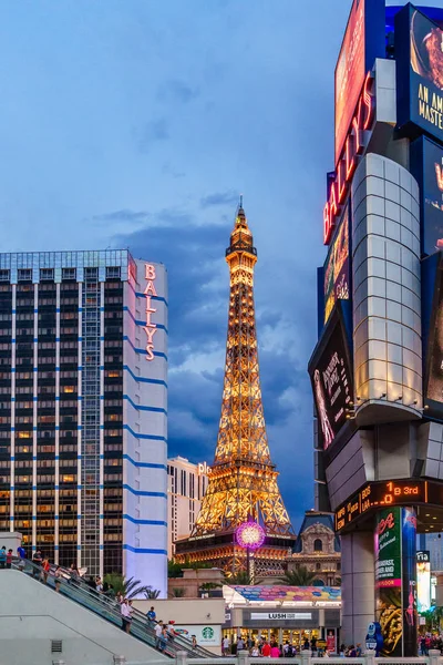 Las Vegas, Estados Unidos - julio, 2016 Vista de Las Vegas Strip en Nevada, Estados Unidos — Foto de Stock