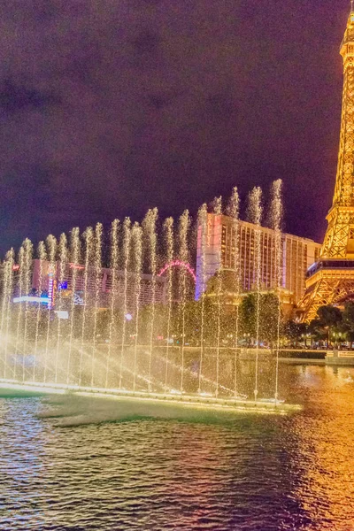 Las Vegas, Estados Unidos - julio, 2016 Vista de Las Vegas Strip por la noche en Nevada Estados Unidos — Foto de Stock