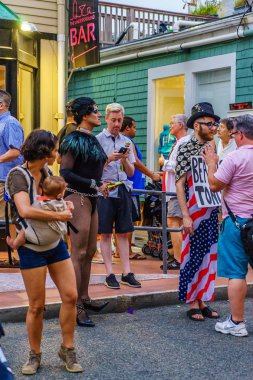 Provincetown Massachusetts Ağustos 2017 Cape Cod Provincetown sonundaki sakinleri ve turistler bir büyük gay nüfusa sahiptir..