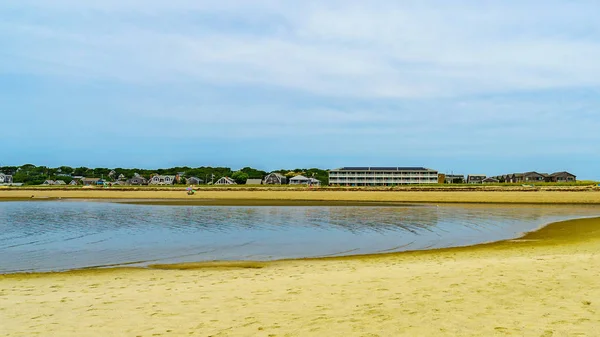 晴朗的夏日, 普洛, 马萨诸塞州鳕鱼角的海滩 — 图库照片