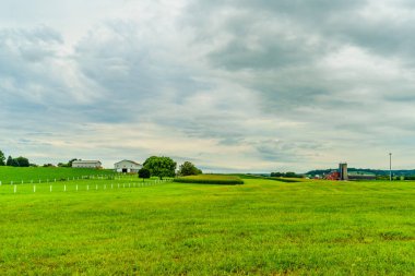 Amish ülke farm barn alan tarım Lancaster, PA