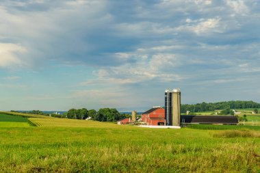 Amish ülke farm barn alan tarım Lancaster, PA