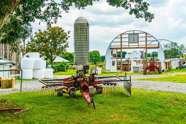 Amish campo granja granero agricultura en Lancaster, PA US —  Fotos de Stock