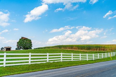 Lancaster, Pa Us Amish ülke çiftlik ahır tarla tarım