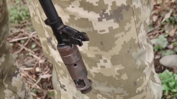 Yaz askeri teçhizat avcı için seçeneklerden birini — Stok video