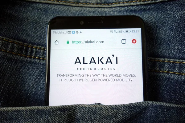 KONSKIE, POLONIA - 21 de diciembre de 2019: sitio web de Alakai Technologies en el teléfono móvil — Foto de Stock